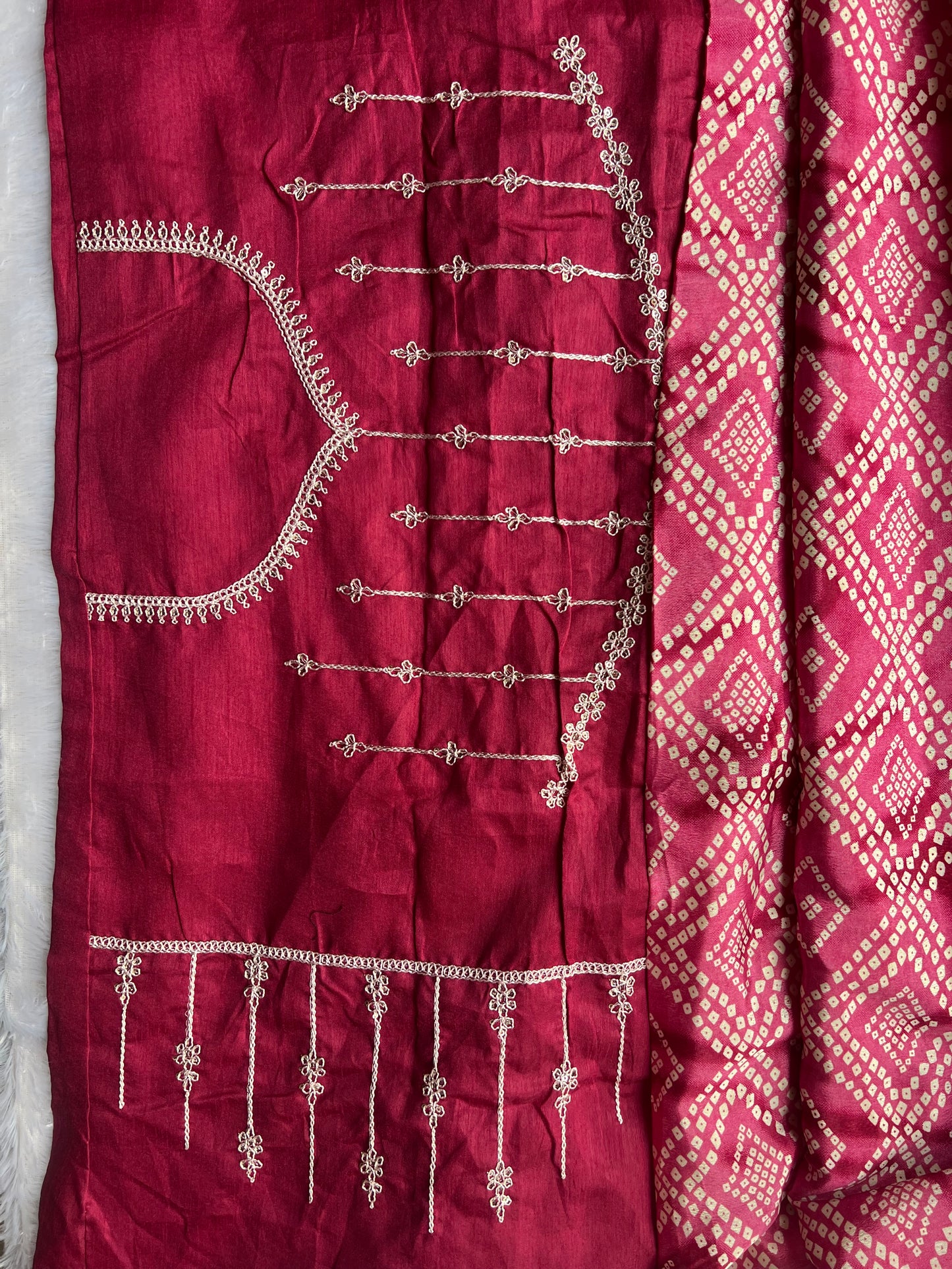 Aarohi Pink Bandhani Dola Art Silk Saree