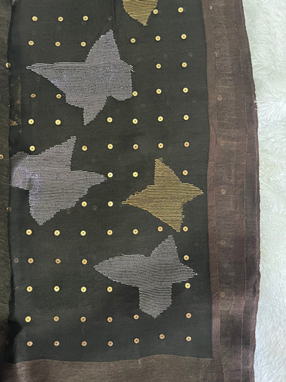 Handwoven Linen Silk Saree – Minimal Elegant Saree for Office & Casual Wear