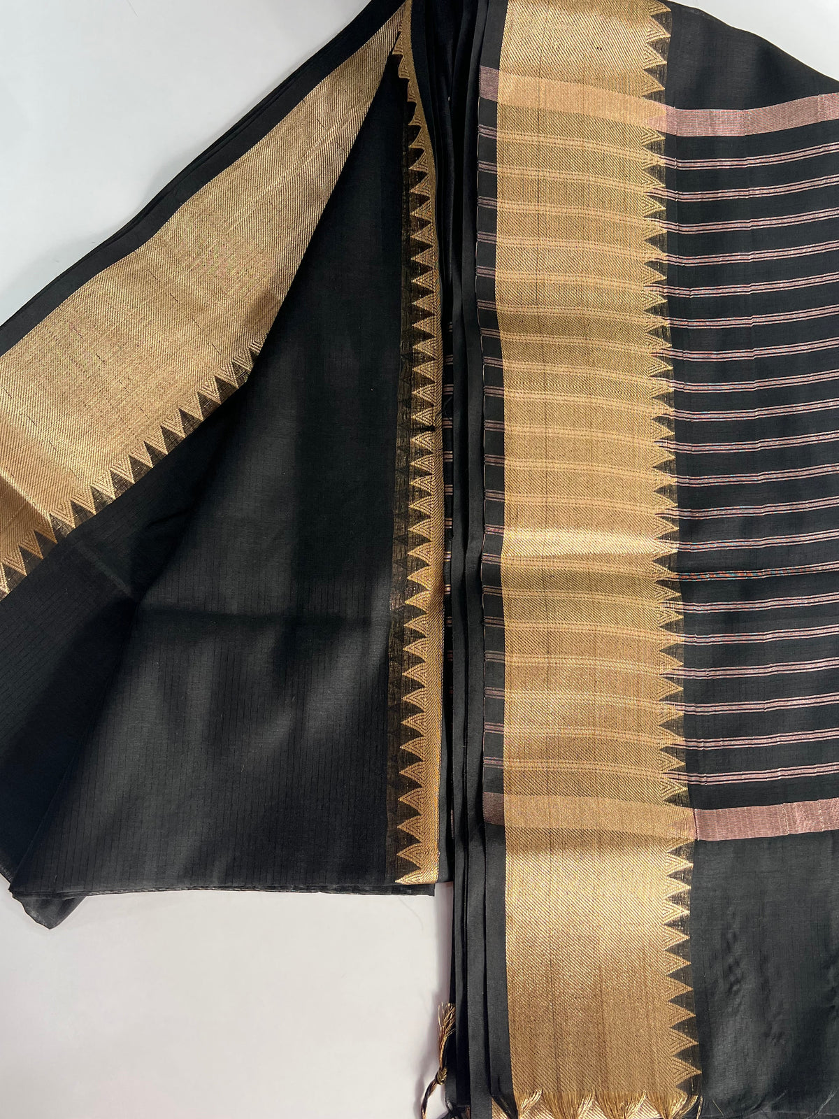 Plain Semi Silk Saree