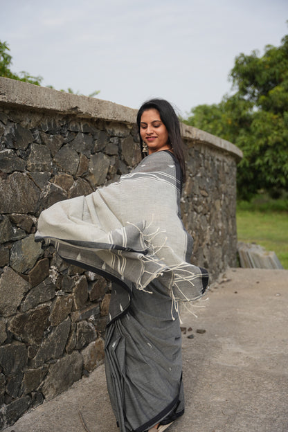 Ash Grey Pure Cotton Handloom Saree