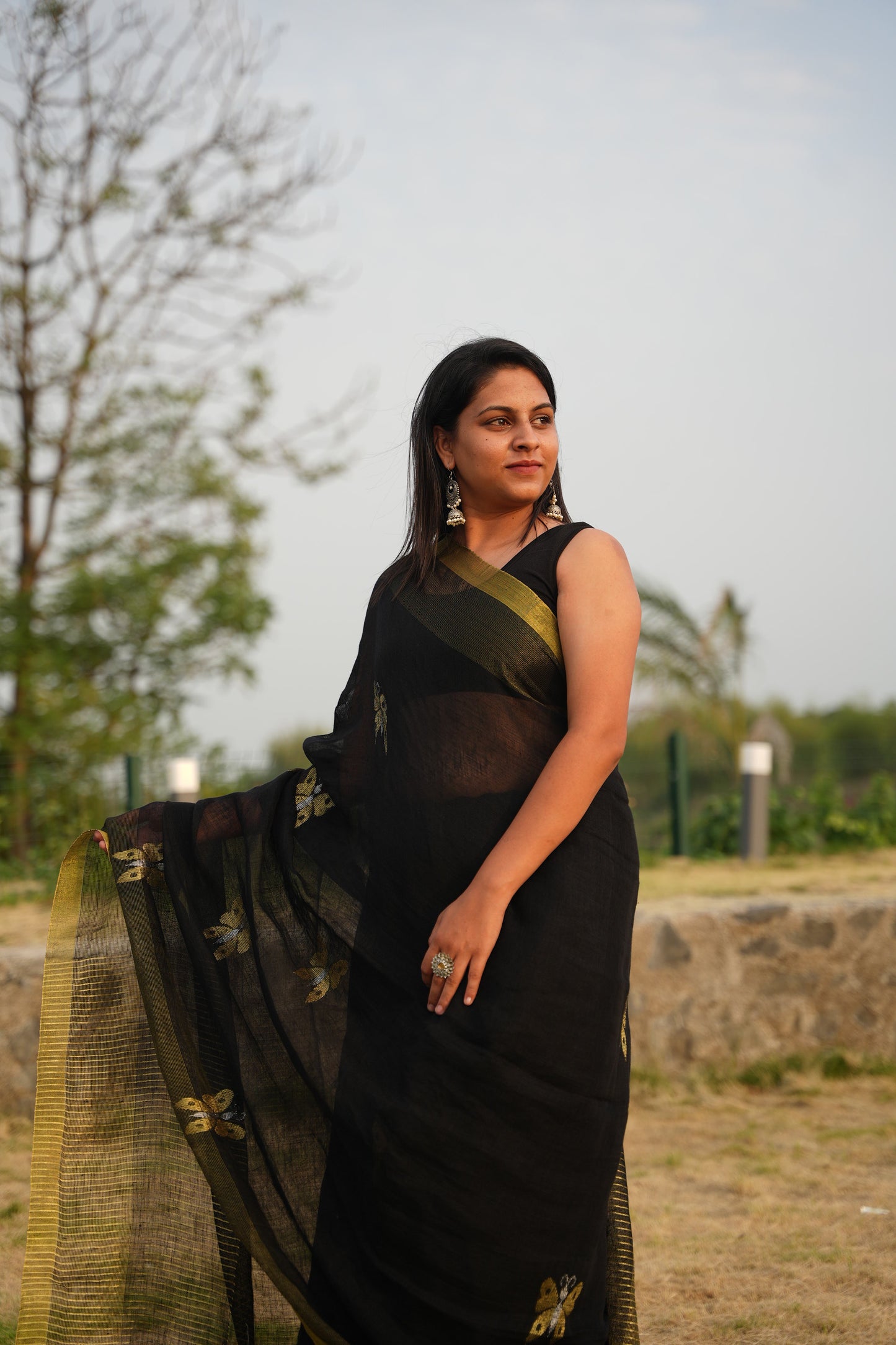 Handloom Pure Linen Saree