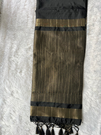 Raat Ki Raani Semi Crepe Silk Saree