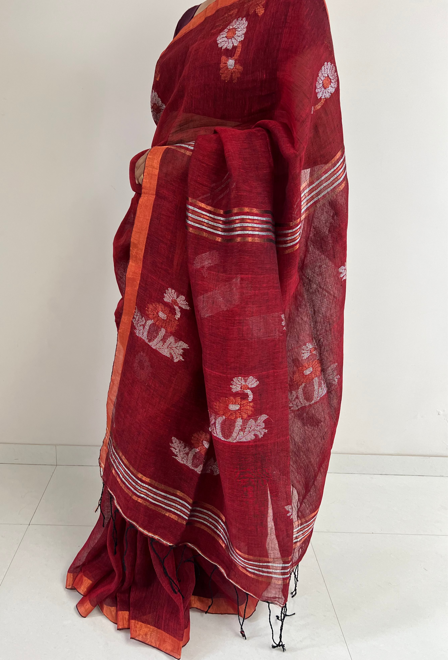 Handloom Pure Linen Saree