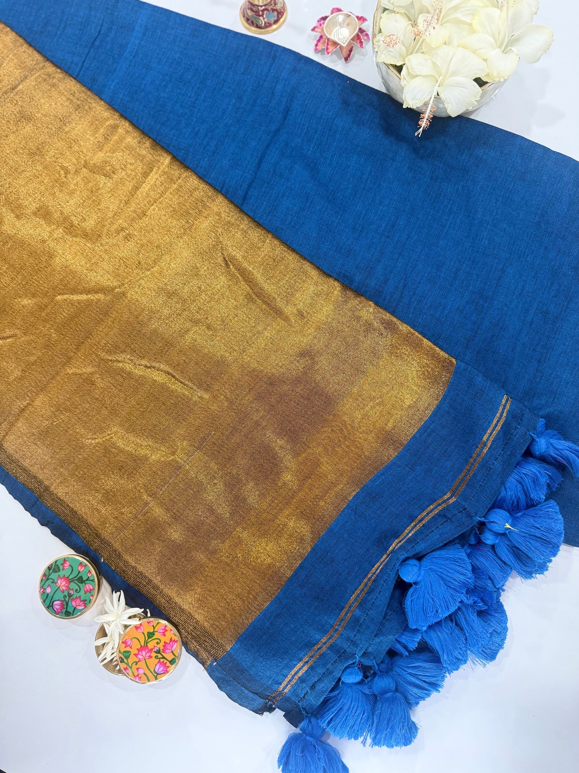 Plain Modal Saree with Zari palla
